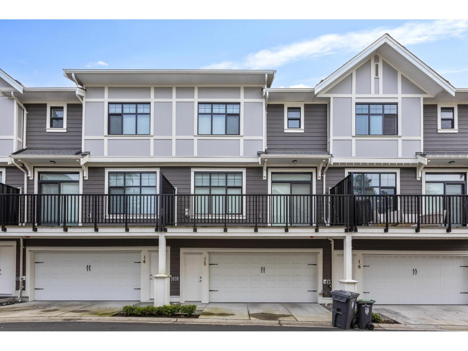 Photo 33 of 15 20327 72 B Avenue, Langley BC