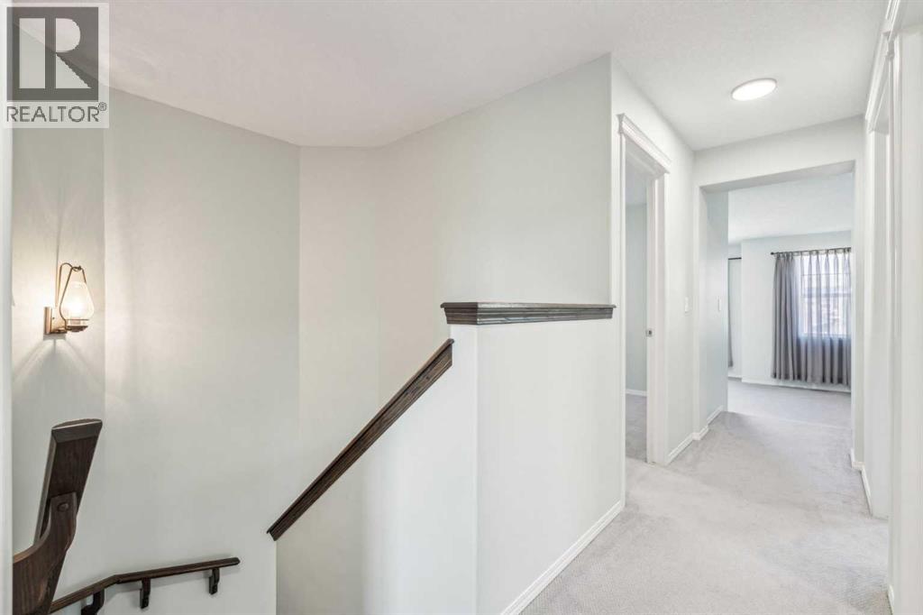 Photo 31 of 106 Nolancliff Crescent Nw, Calgary AB