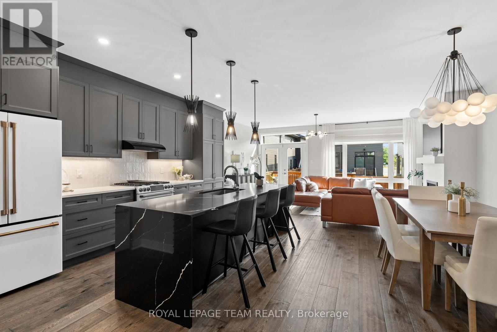 Photo 12 of 171 Bristol Crescent, North Grenville ON