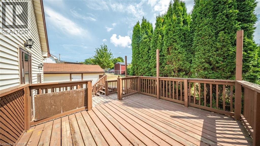 Photo 22 of 383 Marlborough Street, Brantford ON