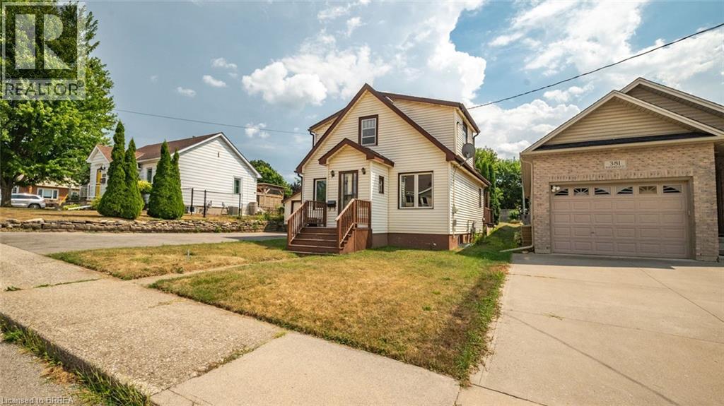 Photo 3 of 383 Marlborough Street, Brantford ON