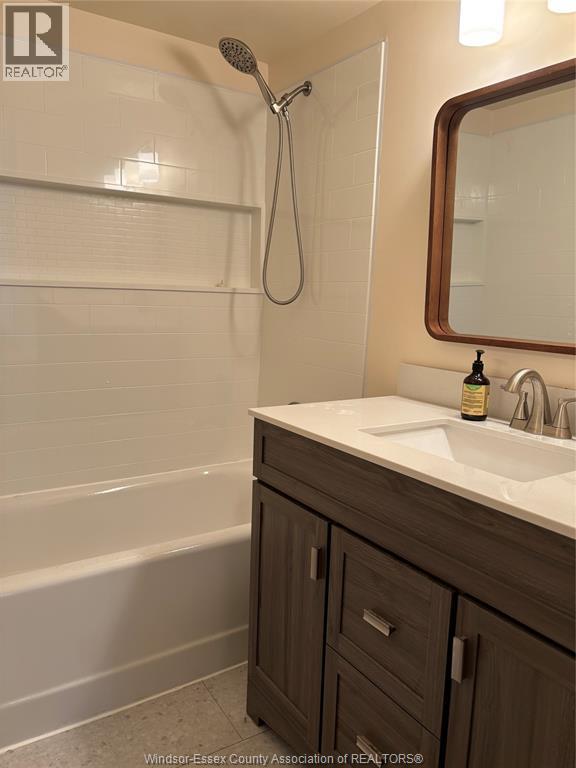 Photo 9 of 1714 Gladstone Avenue, Windsor ON