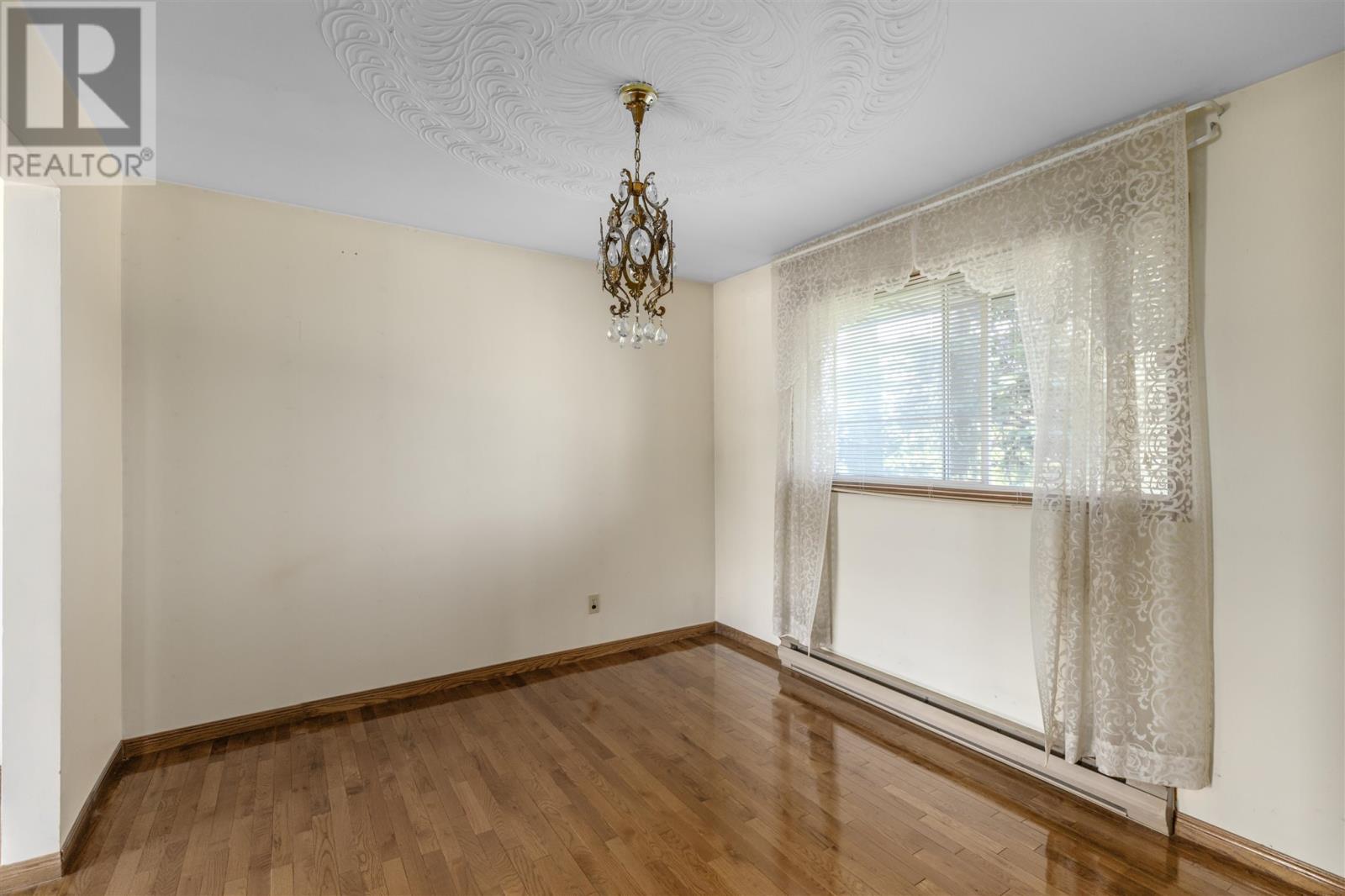 Photo 7 of 1023 North St, Sault Ste Marie ON