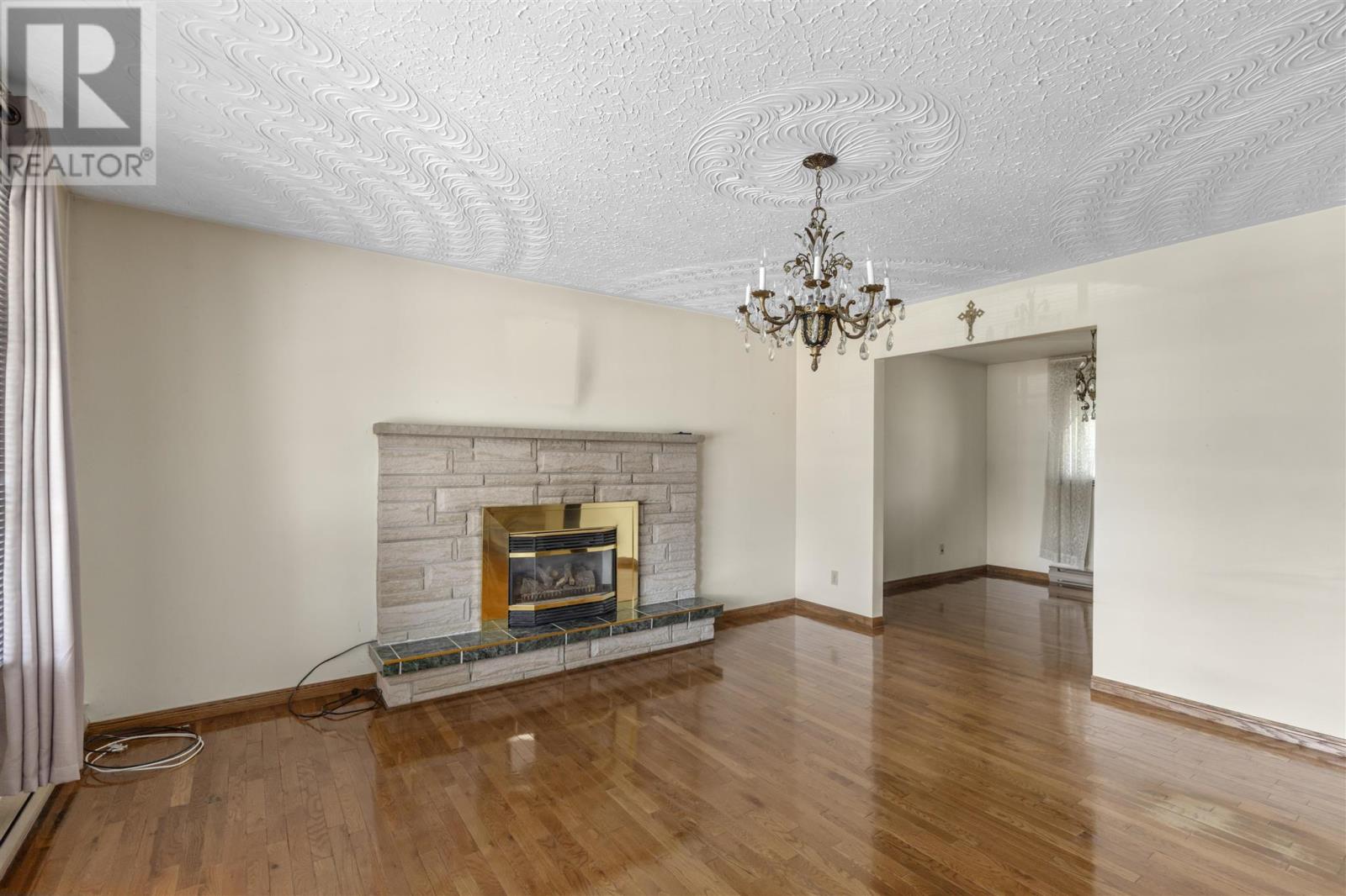 Photo 9 of 1023 North St, Sault Ste Marie ON