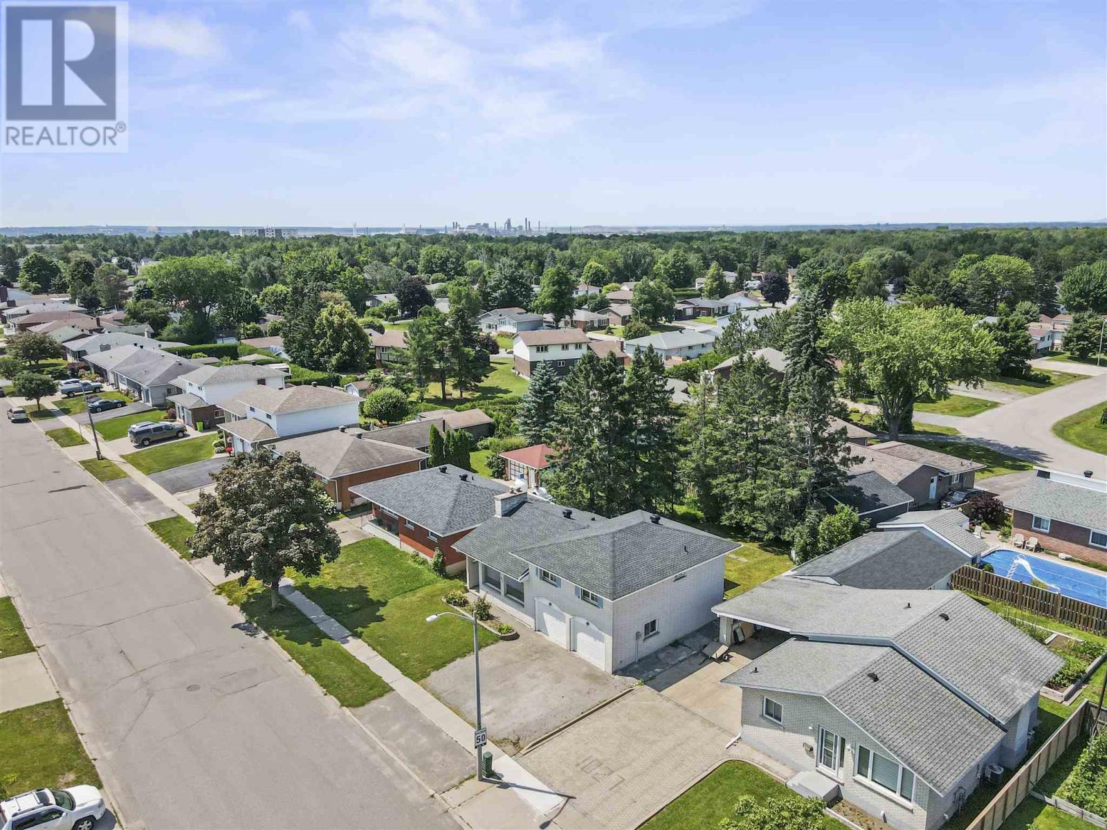 Photo 26 of 1023 North St, Sault Ste Marie ON