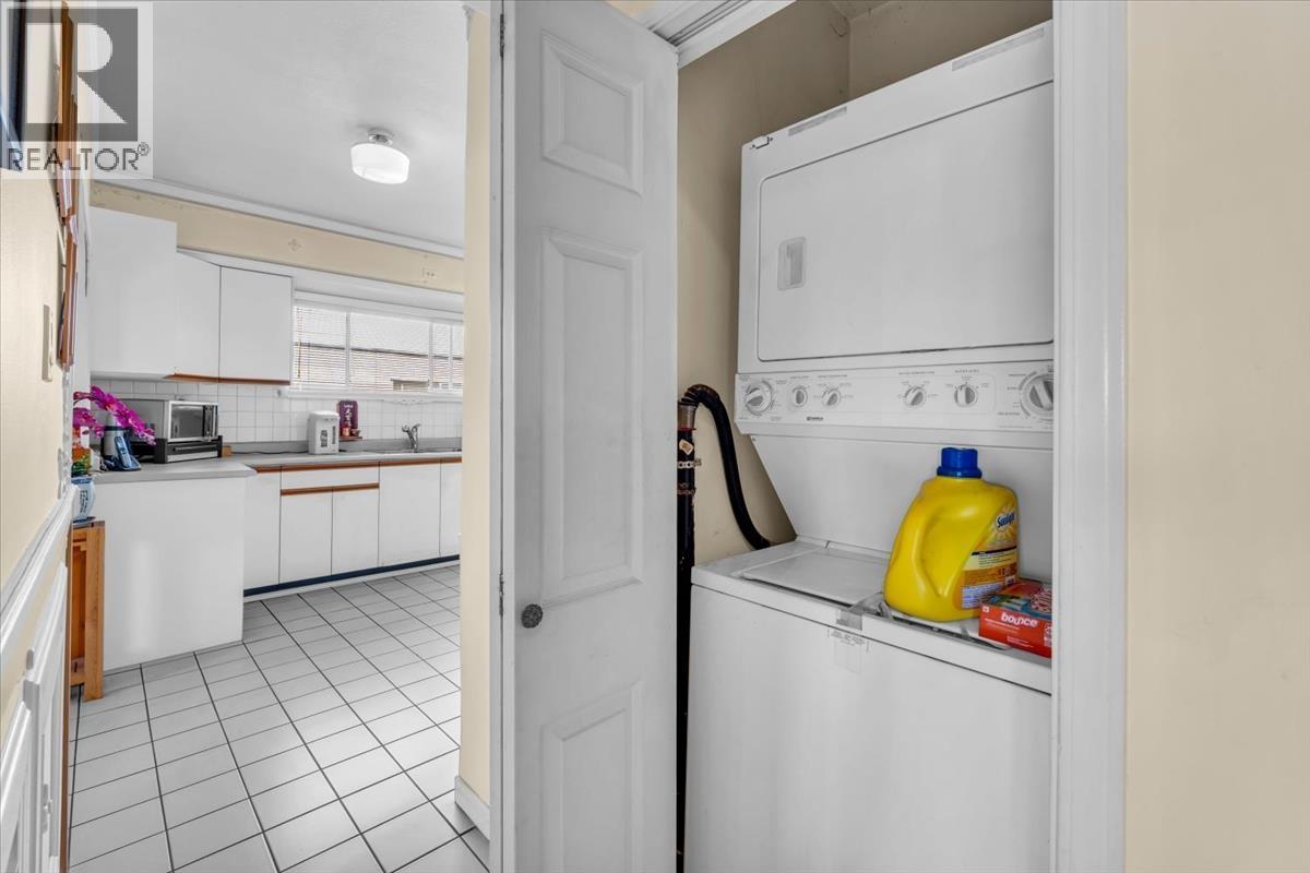 Photo 5 of 2168 Renfrew Street, Vancouver BC
