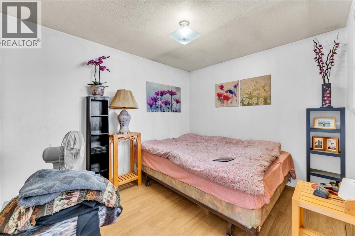 Photo 18 of 2168 Renfrew Street, Vancouver BC