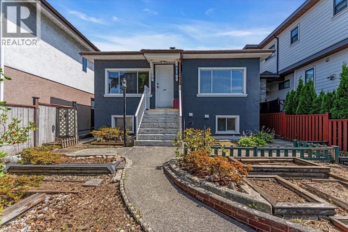 Photo 2 of 2168 Renfrew Street, Vancouver BC