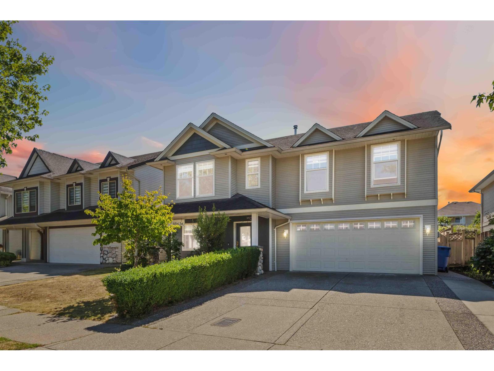 Photo 1 of 30626 Crestview Avenue, Abbotsford BC