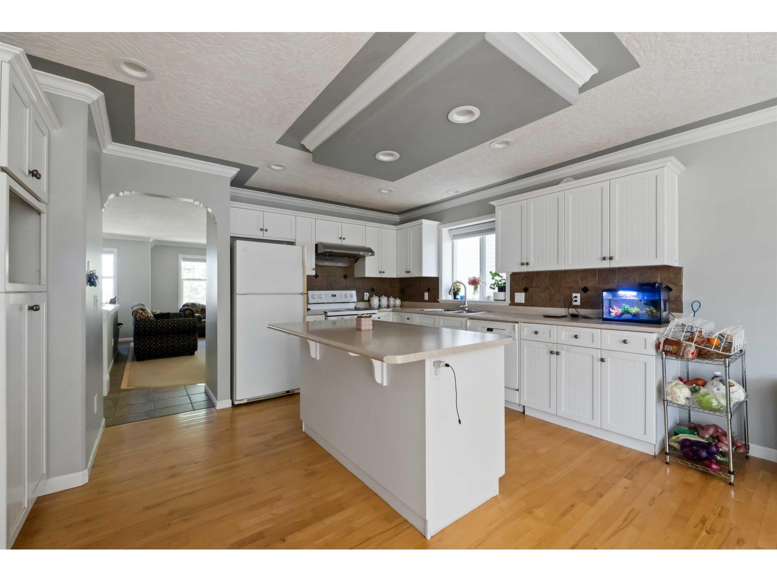 Photo 12 of 30626 Crestview Avenue, Abbotsford BC