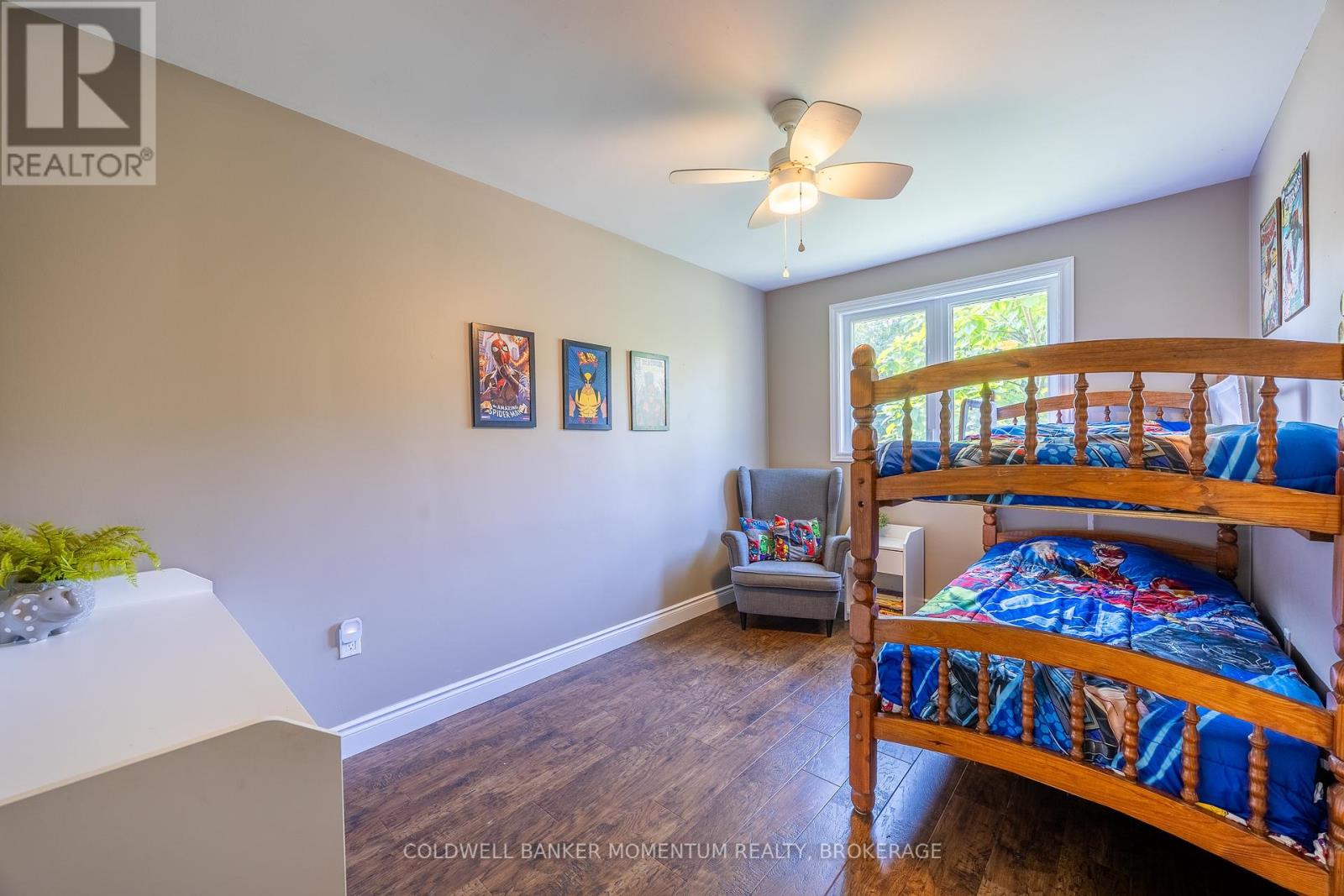 Photo 19 of 30 Ashton Drive, Norfolk ON