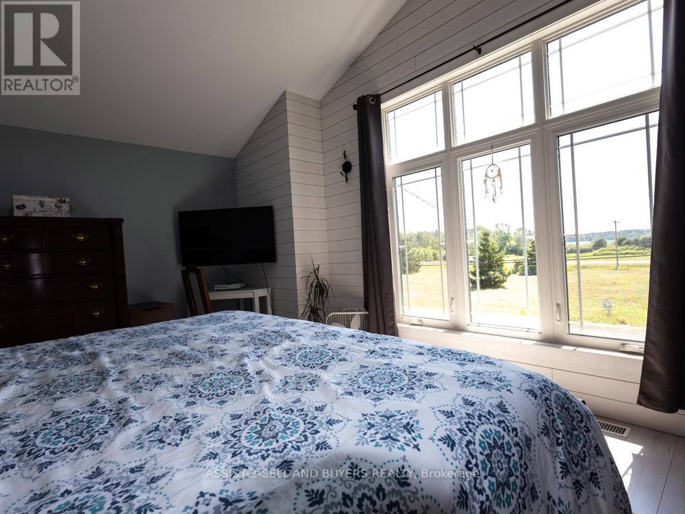 Photo 17 of 15765 Manning Road, South Stormont ON