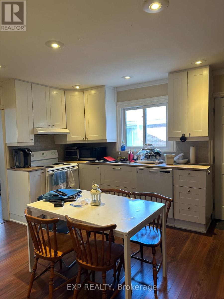 Photo 13 of 215 Emerson Street, Hamilton ON