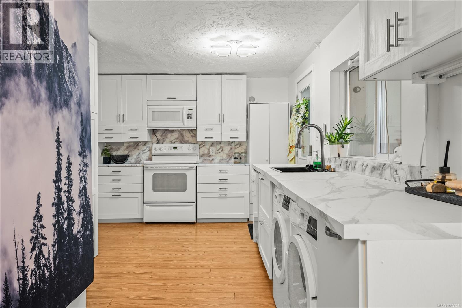 Photo 7 of 1616 Morey Rd, Nanaimo BC