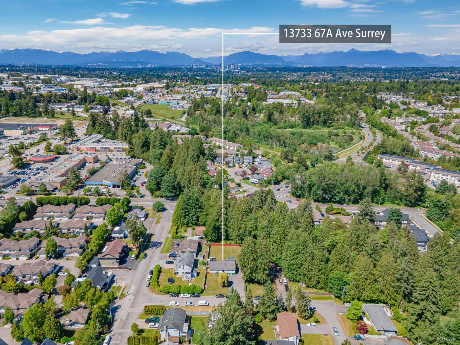 Photo 6 of 13733 67 A Avenue, Surrey BC