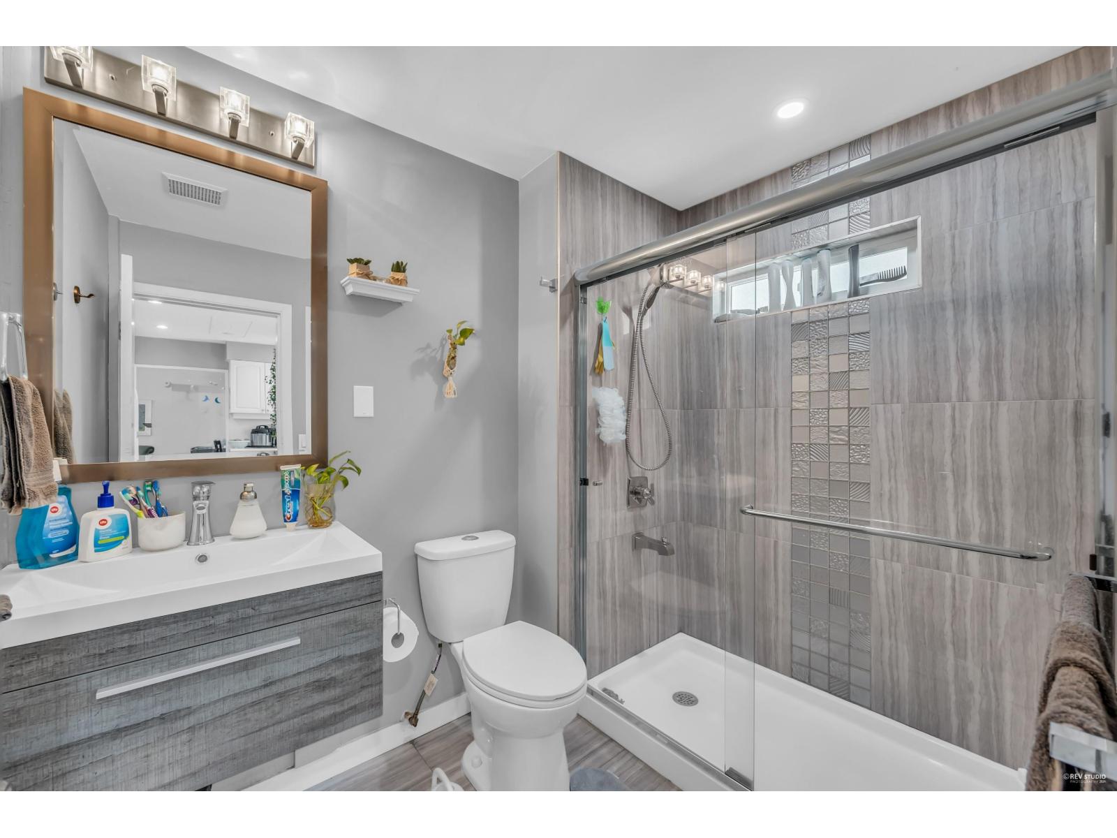 Photo 28 of 13733 67 A Avenue, Surrey BC