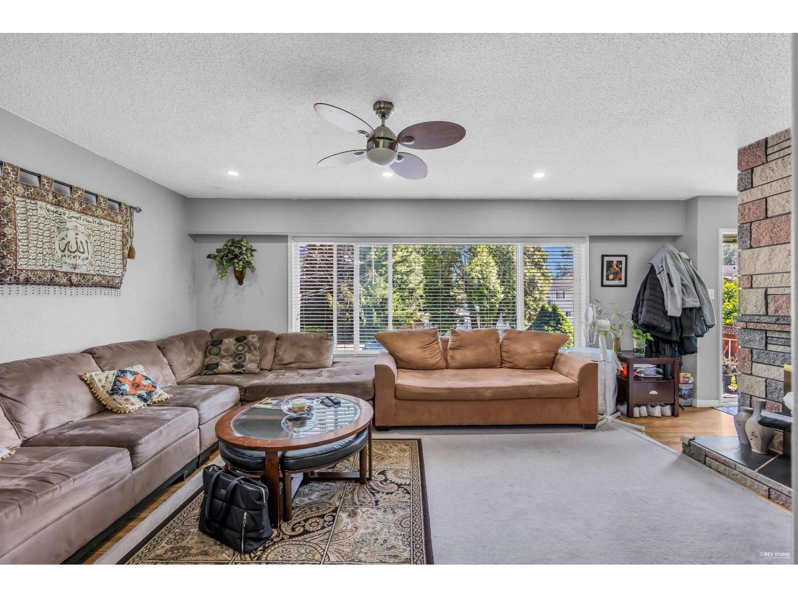 Photo 13 of 13733 67 A Avenue, Surrey BC