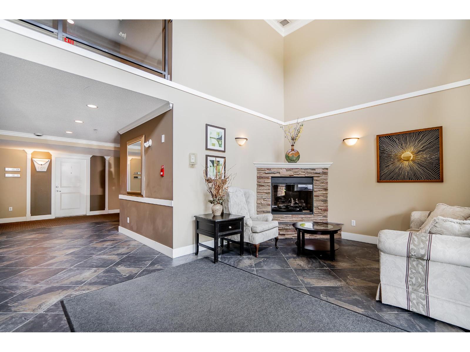 Photo 21 of 207 2038 Sandalwood Crescent, Abbotsford BC