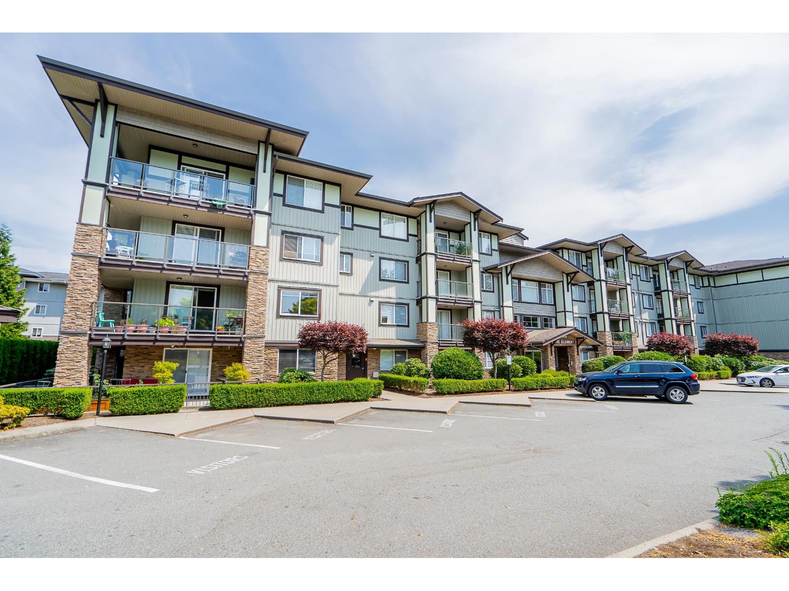 Photo 2 of 207 2038 Sandalwood Crescent, Abbotsford BC