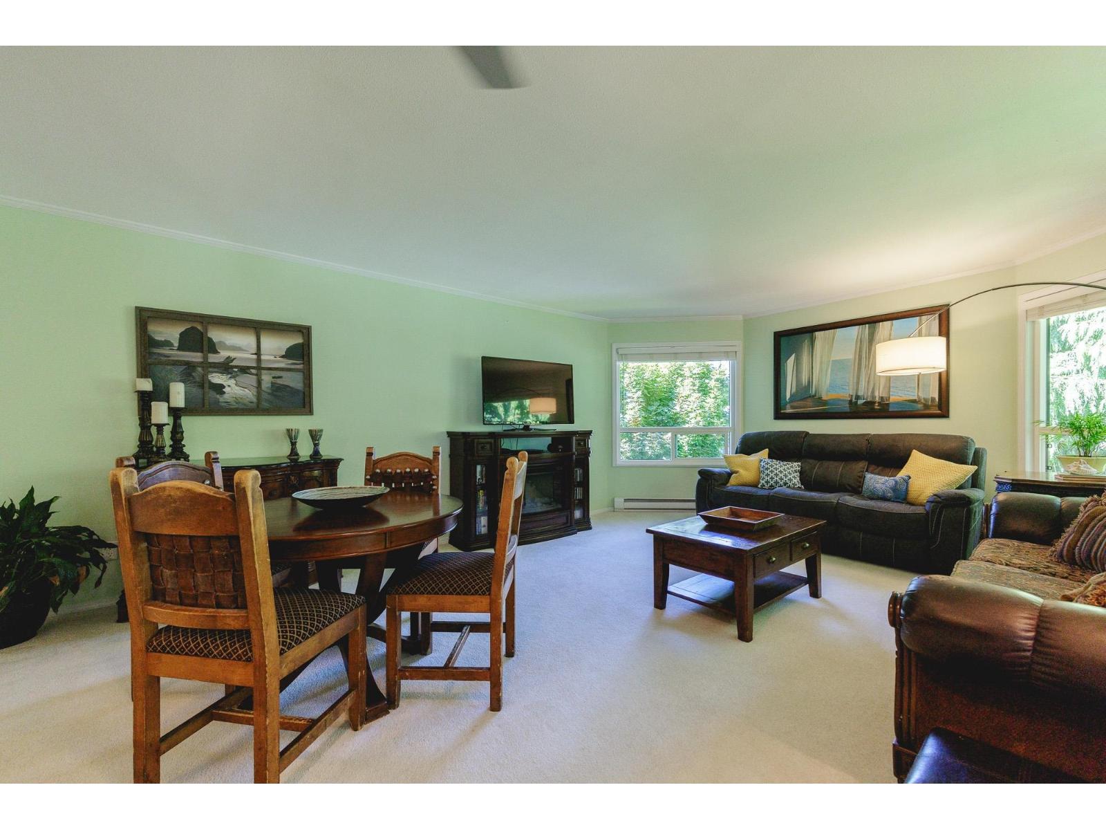 Photo 12 of 715 1350 Vidal Street, White Rock BC