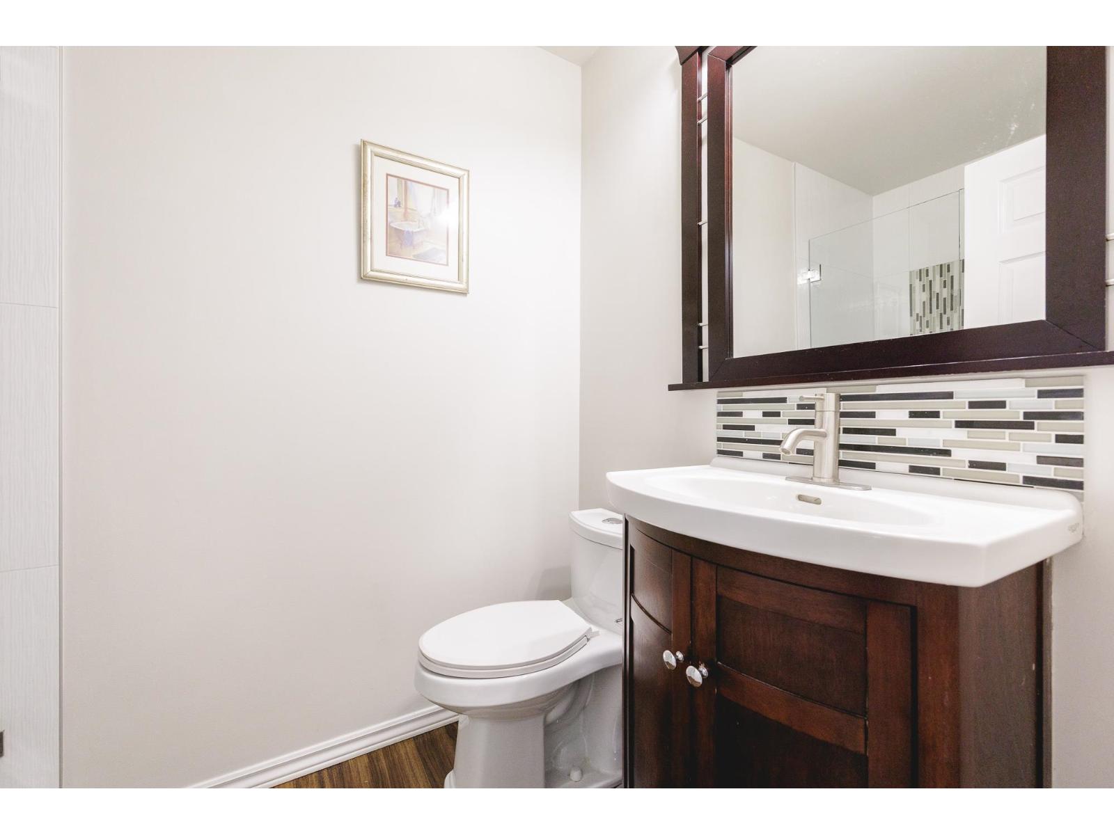 Photo 25 of 715 1350 Vidal Street, White Rock BC