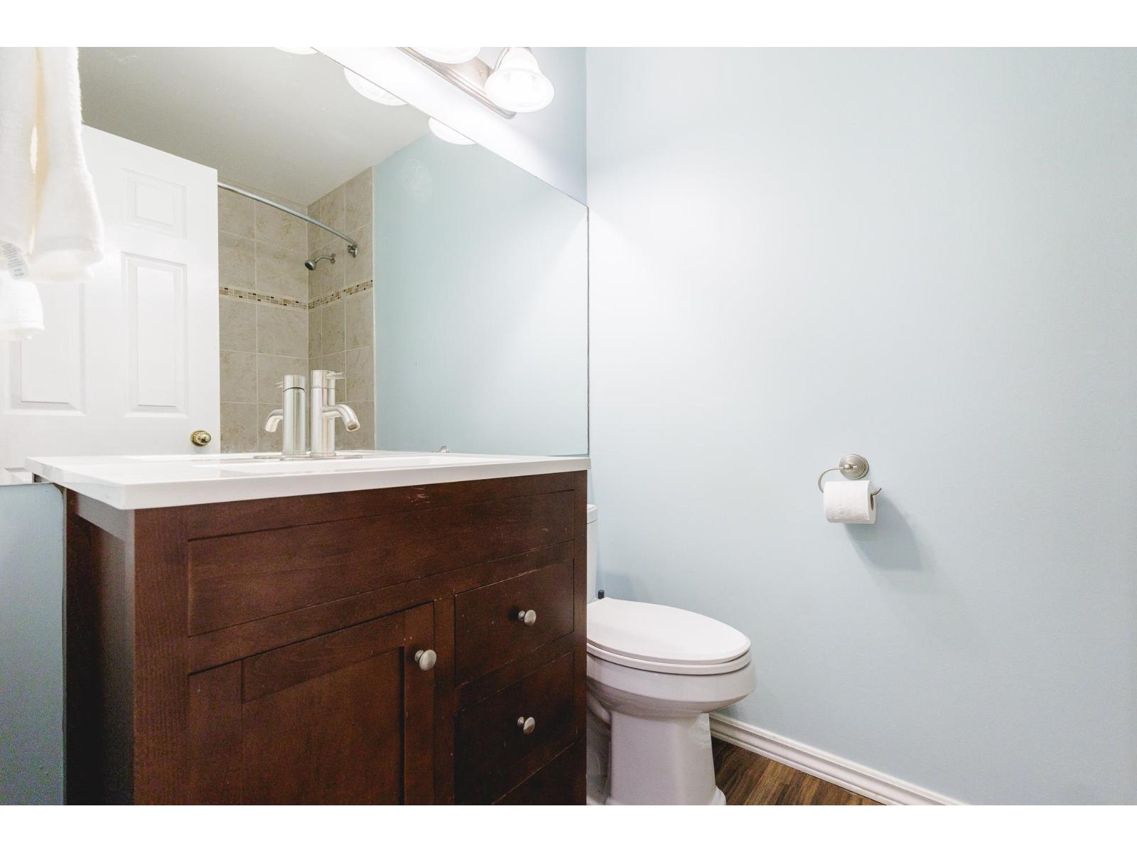 Photo 21 of 715 1350 Vidal Street, White Rock BC