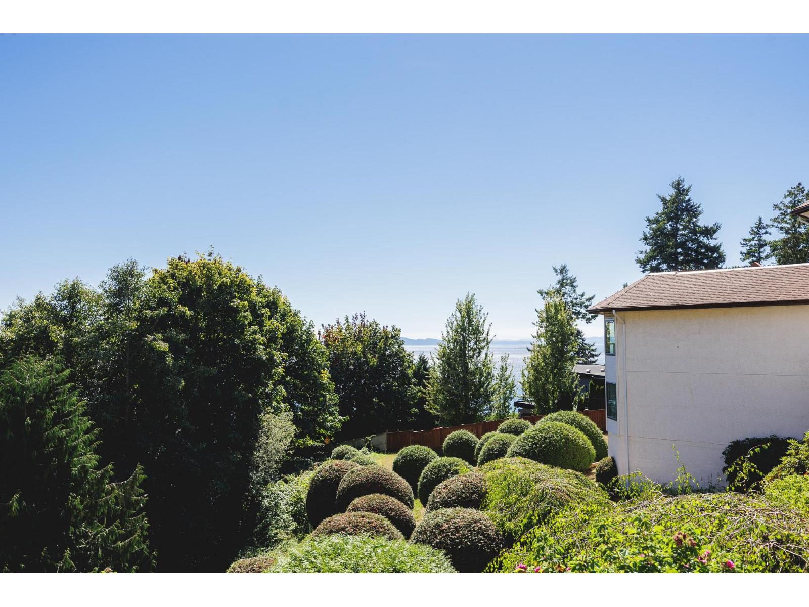 Photo 36 of 715 1350 Vidal Street, White Rock BC