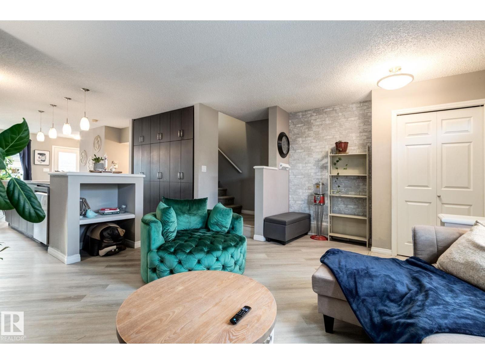 Photo 4 of 1284 Chappelle Bv Sw, Edmonton AB
