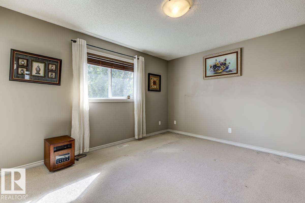 Photo 26 of 8015 Shaske Dr Nw, Edmonton AB
