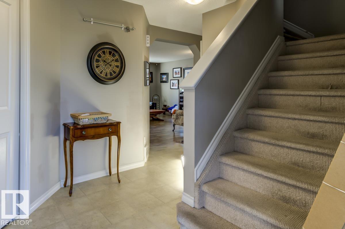 Photo 3 of 8015 Shaske Dr Nw, Edmonton AB