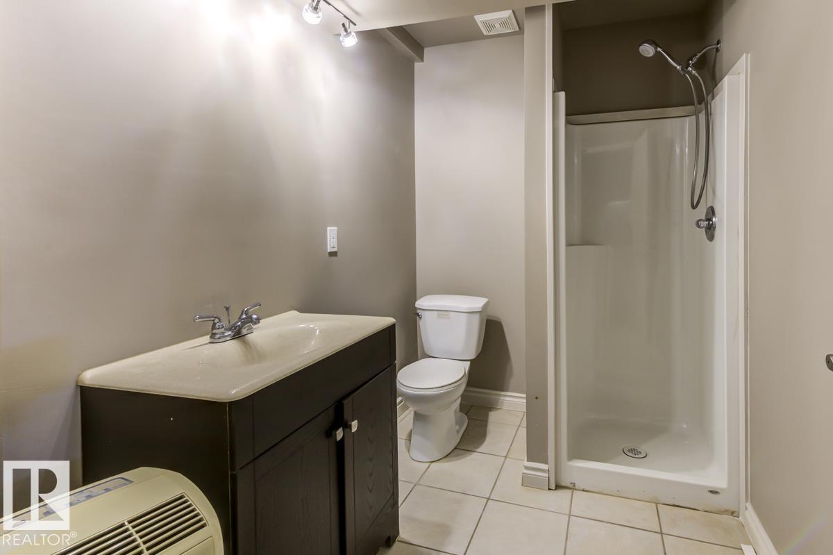 Photo 37 of 8015 Shaske Dr Nw, Edmonton AB