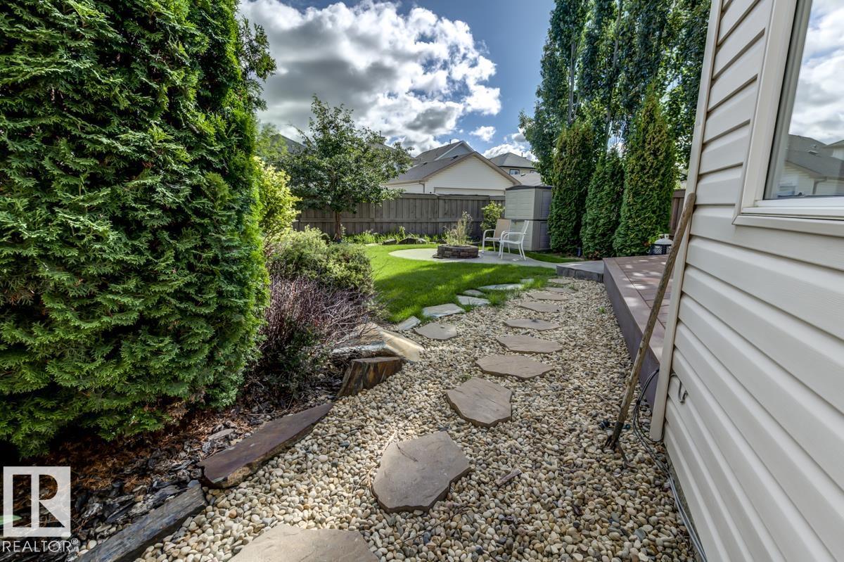 Photo 39 of 8015 Shaske Dr Nw, Edmonton AB