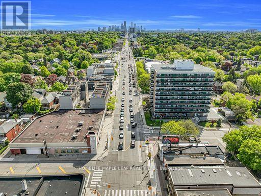 Photo 31 of 1471 Eglinton Avenue W, Toronto ON