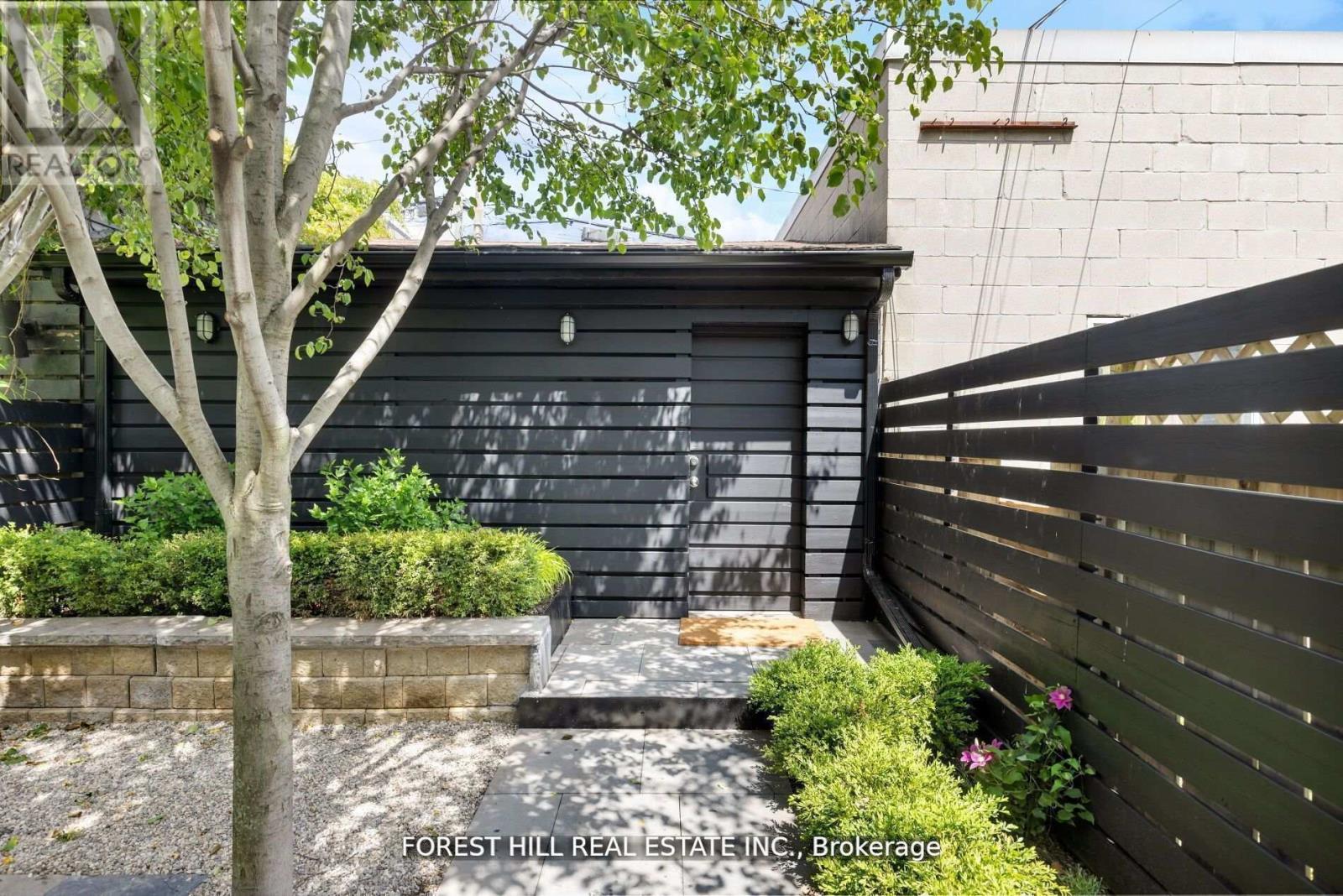 Photo 18 of 49 Brookfield Street, Toronto ON