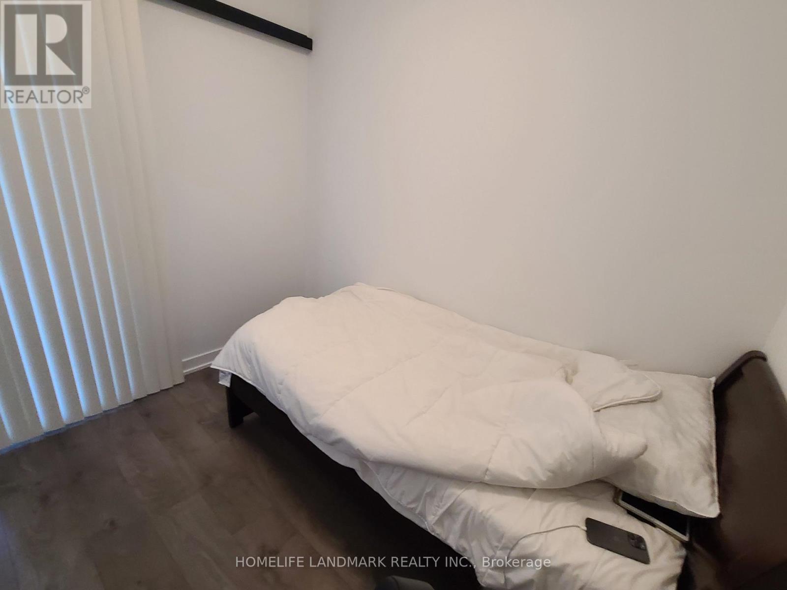 Photo 9 of 403 5 Defries Street, Toronto ON
