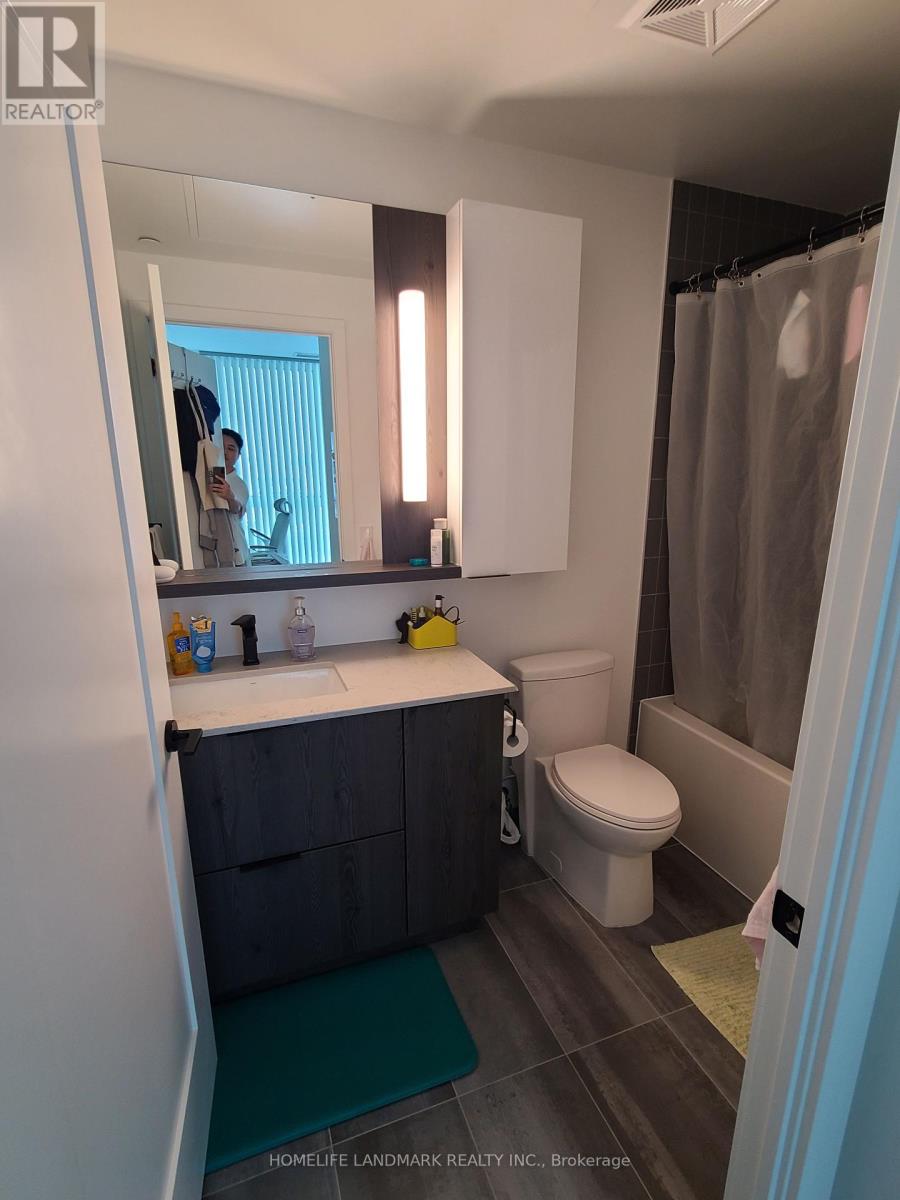 Photo 13 of 403 5 Defries Street, Toronto ON