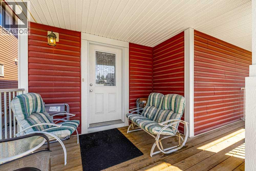 Photo 14 of 48 Fireside Way, Cochrane AB