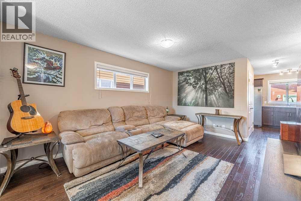 Photo 13 of 48 Fireside Way, Cochrane AB