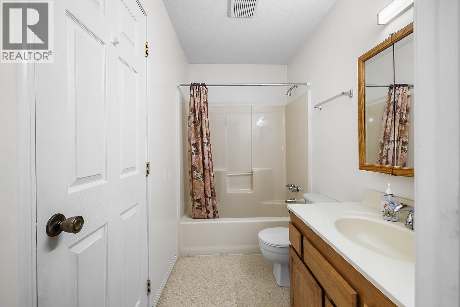 329 6th Ave S Avenue, Creston
