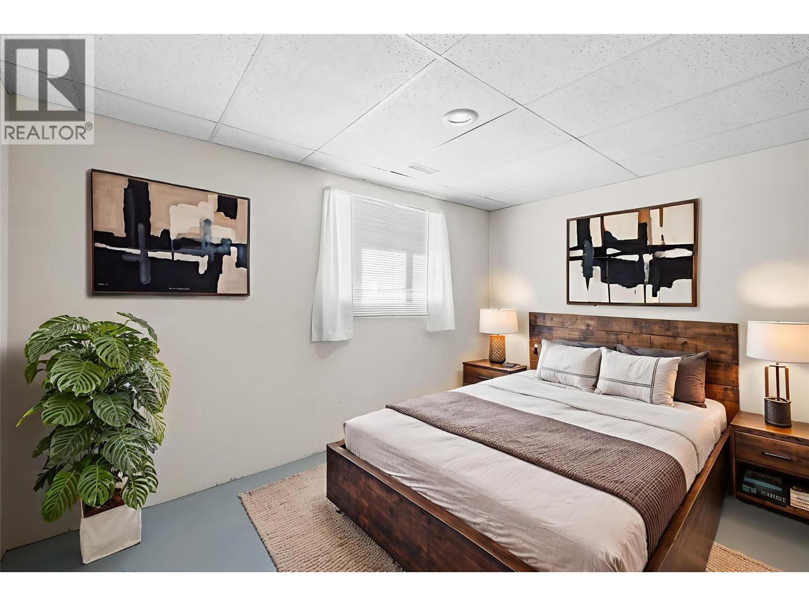 329 6th Ave S Avenue, Creston