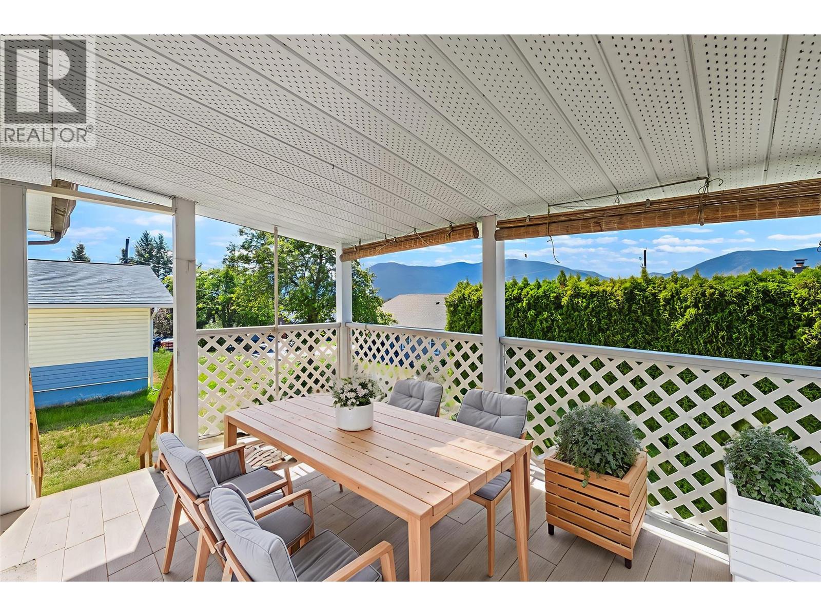 329 6th Ave S Avenue, Creston