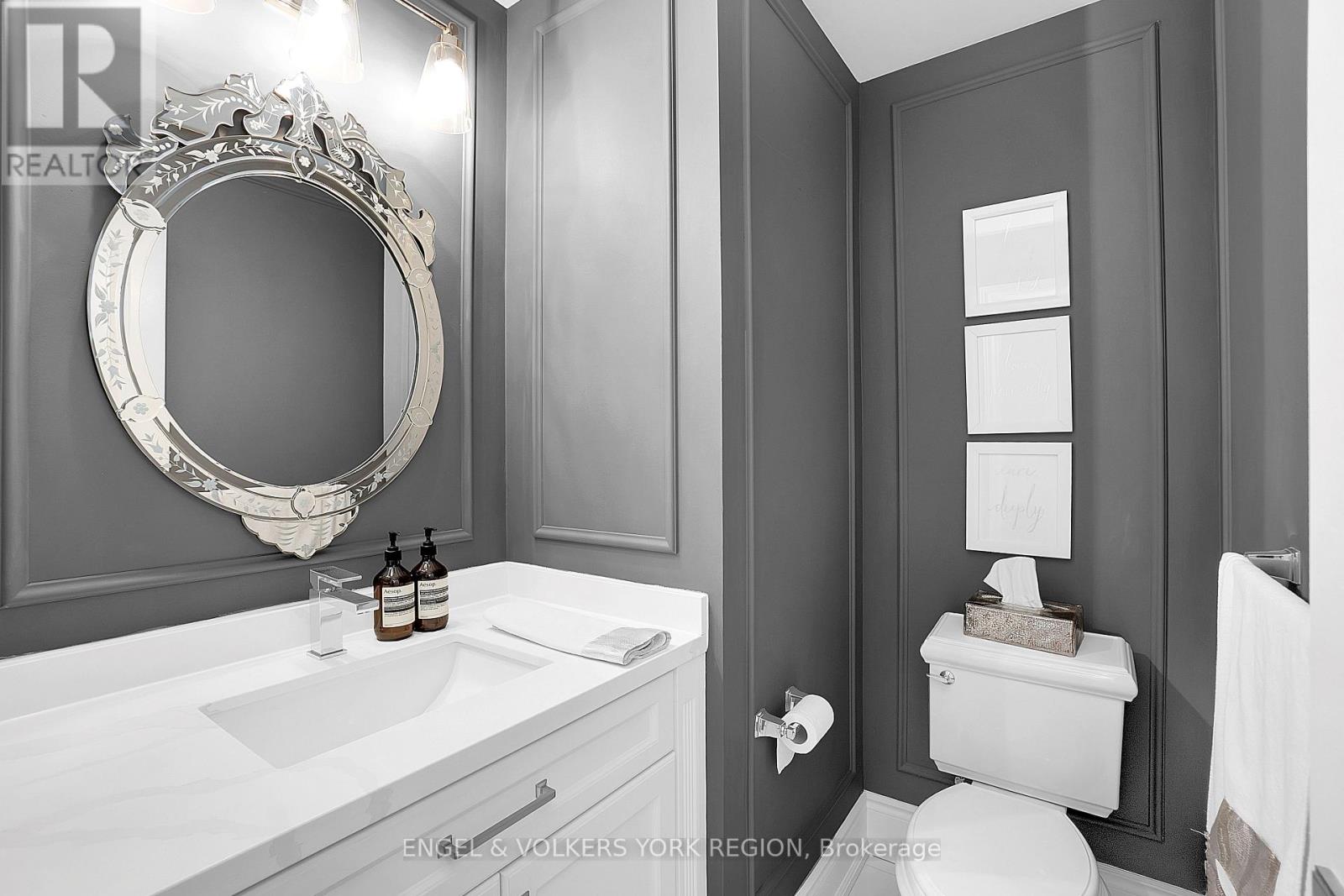 Photo 20 of 151 Glenside Drive, Vaughan ON