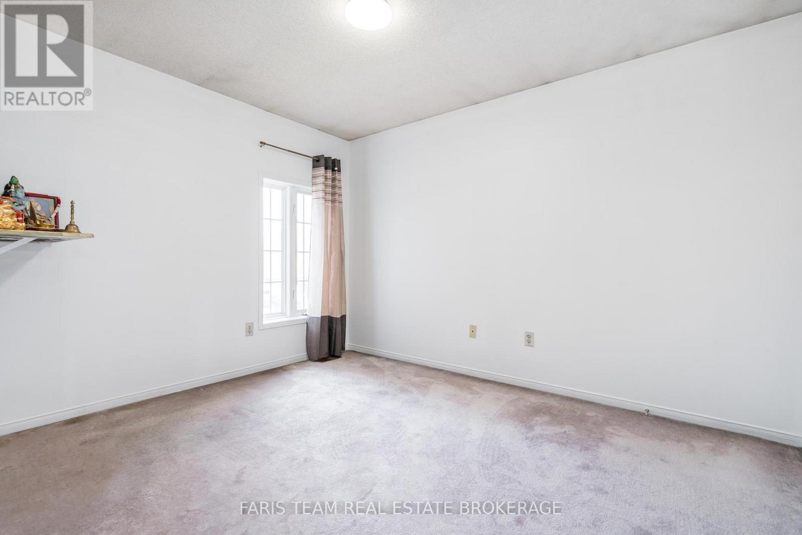 Photo 25 of 1333 Fox Hill Street, Innisfil ON
