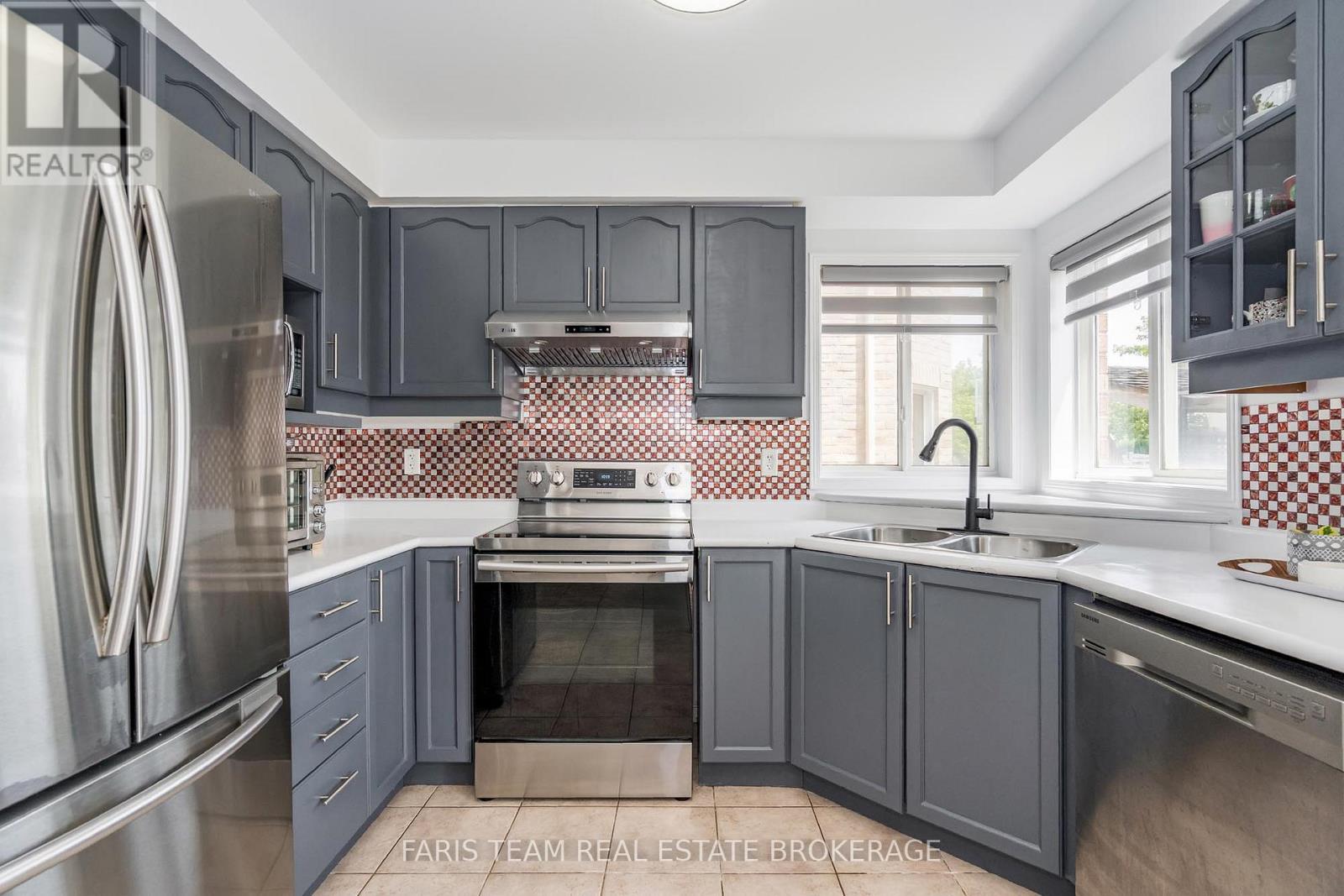 Photo 28 of 1333 Fox Hill Street, Innisfil ON