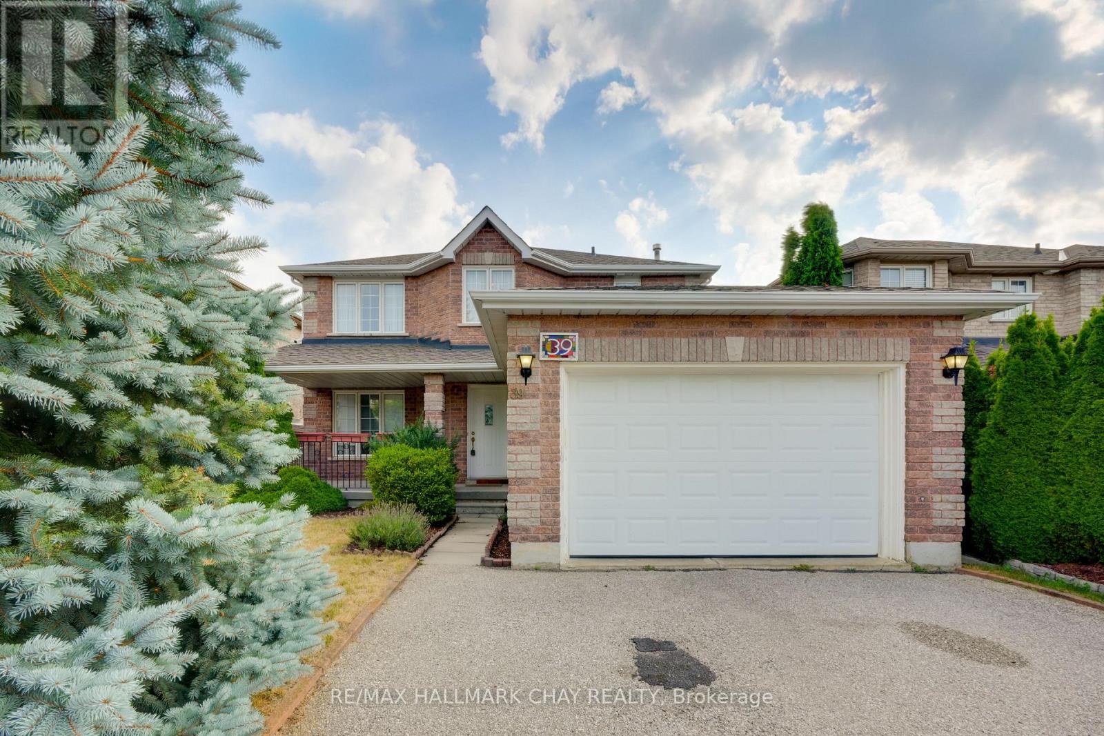 39 LANG DRIVE, Barrie (Northwest), Ontario