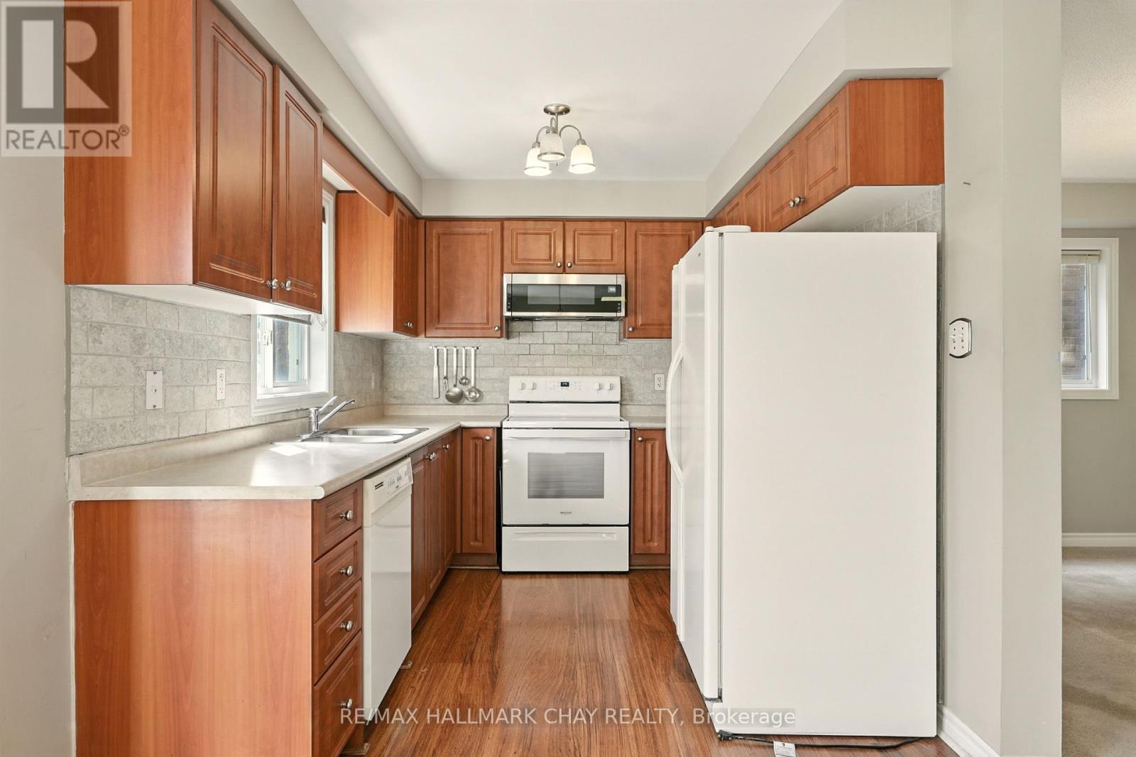 Single Family House for Sale in  LANG DRIVE Barrie (Northwest) 