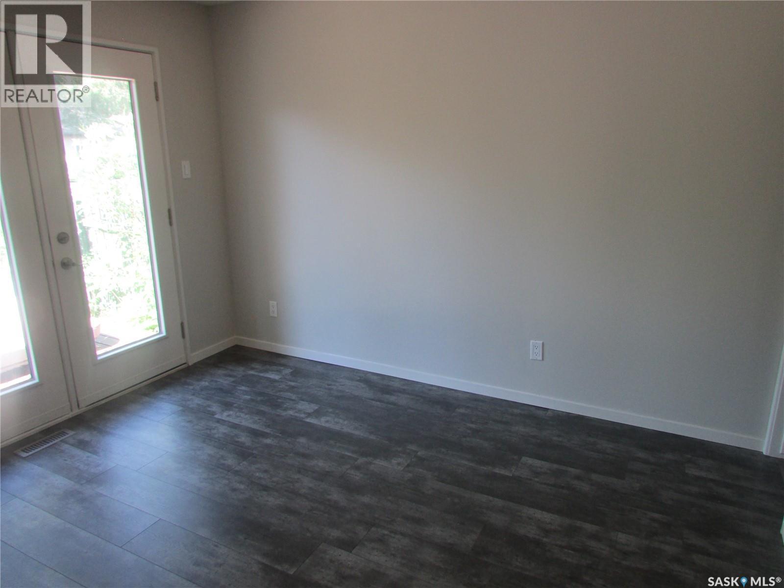 Photo 9 of 1210 Brown Street, Regina SK