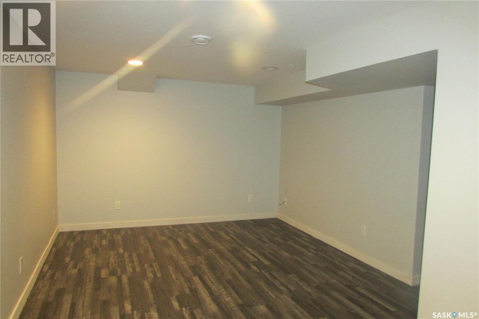Photo 4 of 1210 Brown Street, Regina SK