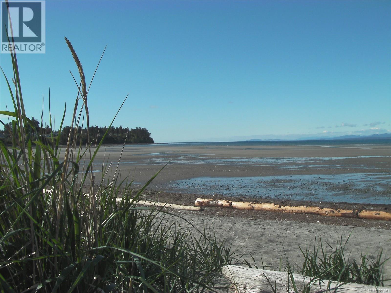 Photo 19 of 606 605 A 181 Beachside Dr, Parksville BC