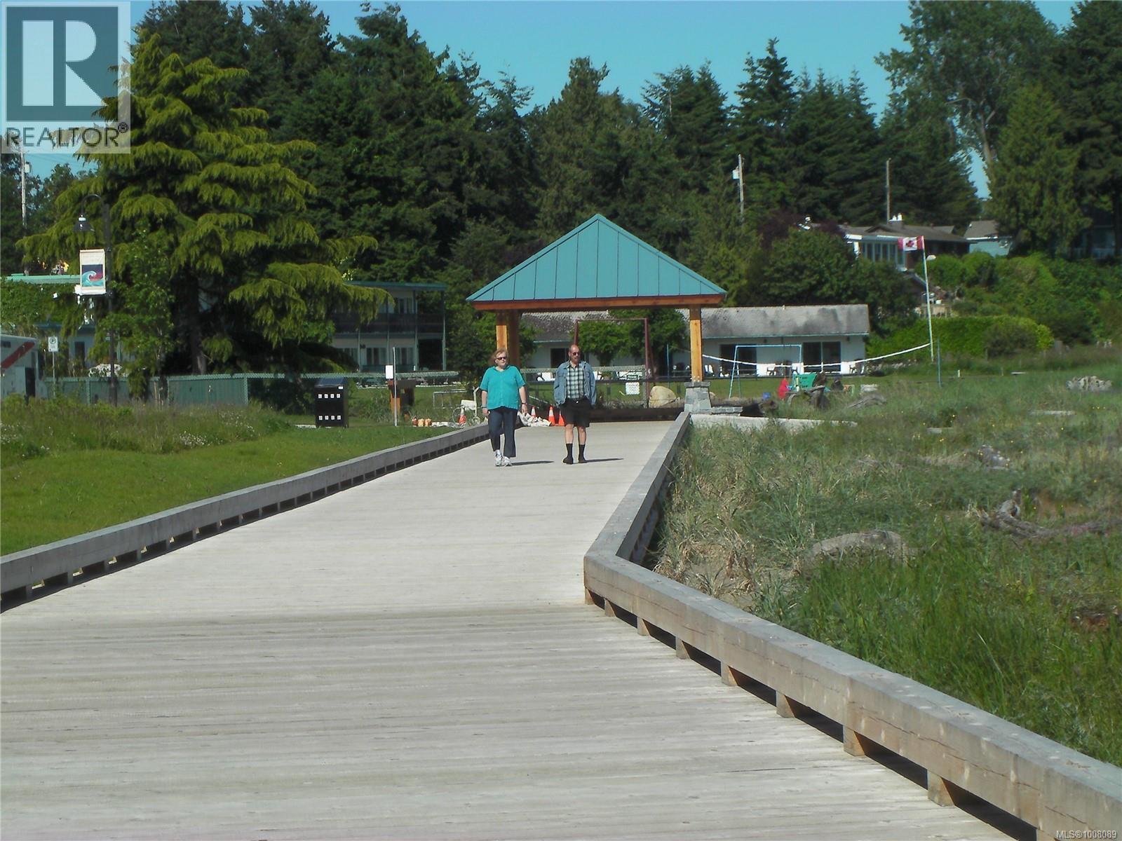 Photo 22 of 606 605 A 181 Beachside Dr, Parksville BC